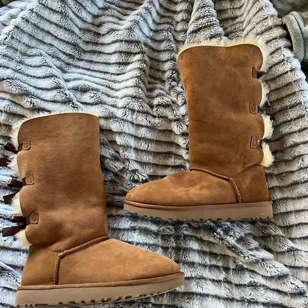 Bailey Bow Tall ll Boot